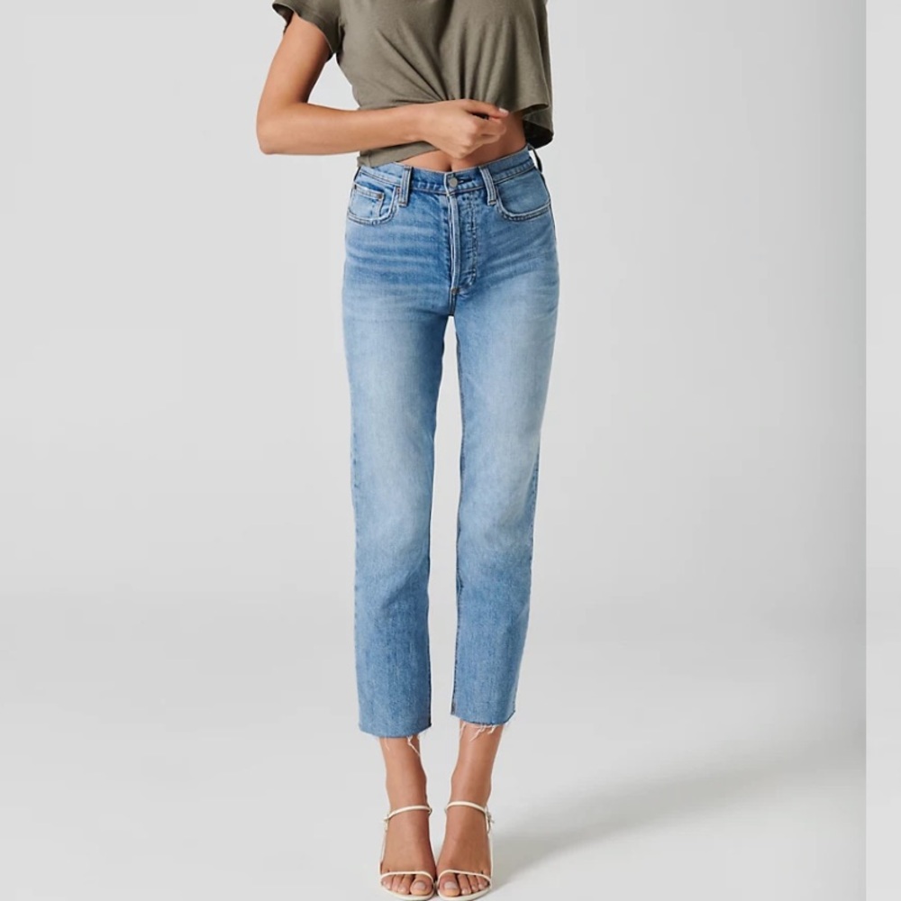 Aritzia high rise straight leg Arlo Jean